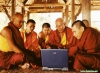 Tại sao Phật tử “đòi hỏi” nghiêm khắc ở người xuất gia?