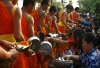 Lễ hội té nước ở Myanmar và Thái Lan